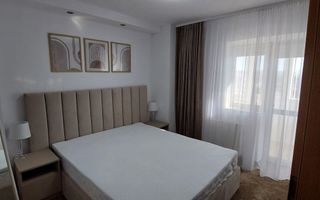 🏙 Apartament modern cu 2 dormitoare și priveliște superbă –400 €/luna - Poză 2