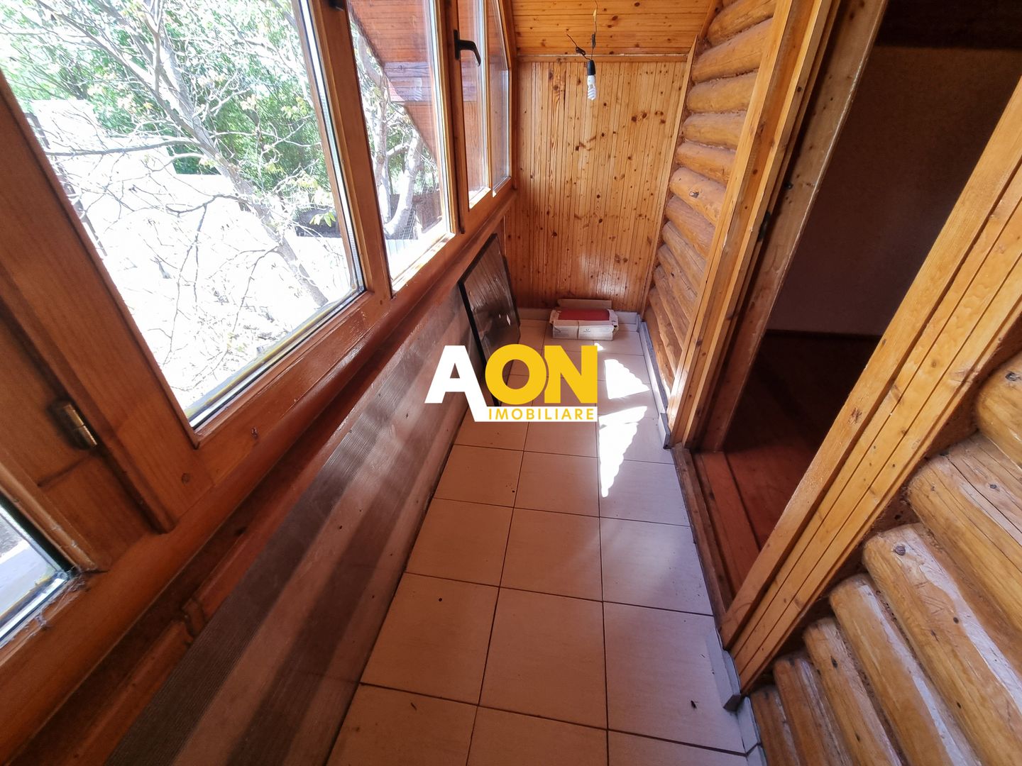 De vanzare casa P+M in stil rustic, 312 mp teren, Barabant - Poză 14