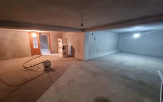 Casa la rosu,2100 mp teren,zona Micesti - Poză 14