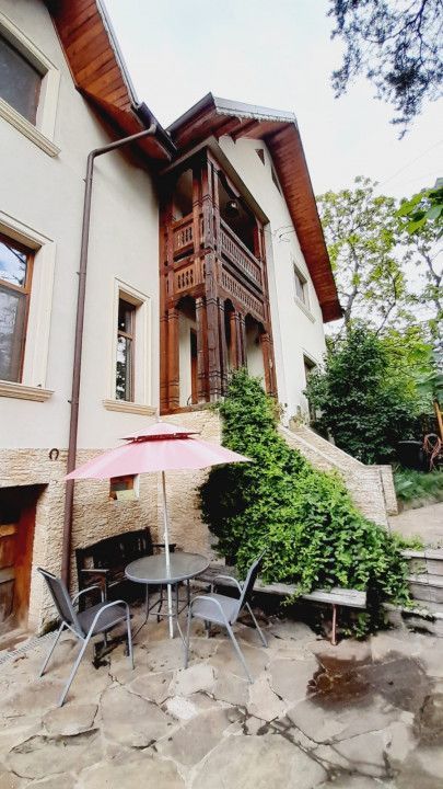 Casa 5 camere, D+P+M, ultracentral, zona deosebita, Campina, Prahova - Poză 1