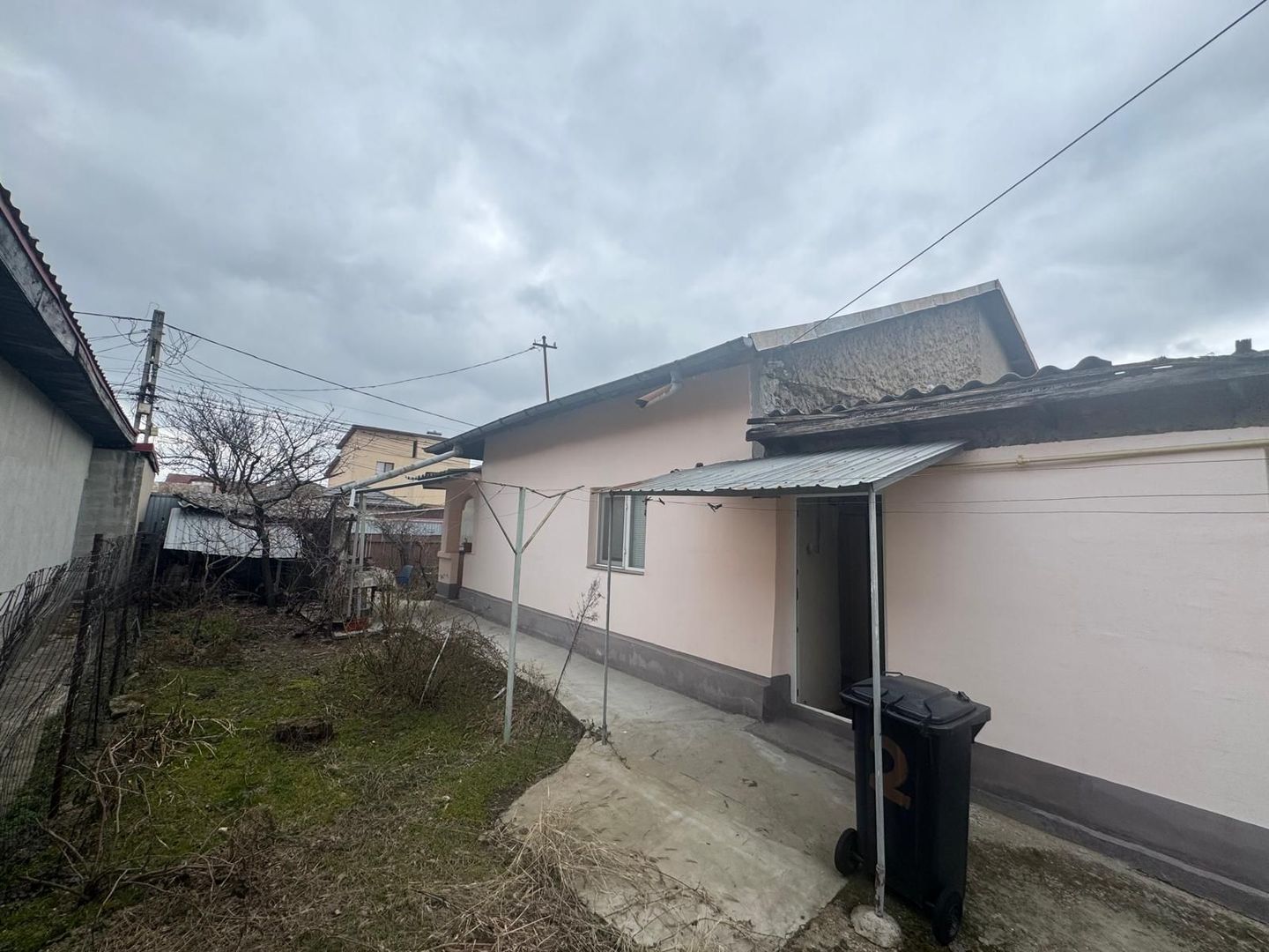 Casă de vânzare – Strada Mugurilor - Poză 1