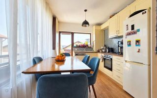 Apartament 3 camere, singur pe etaj, 2 balcoane, parcare. - Poză 6