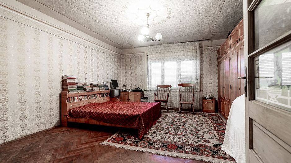 VÂNDUT! Casă de vanzare cu 3 camere in Chisineu Cris - Poză 5
