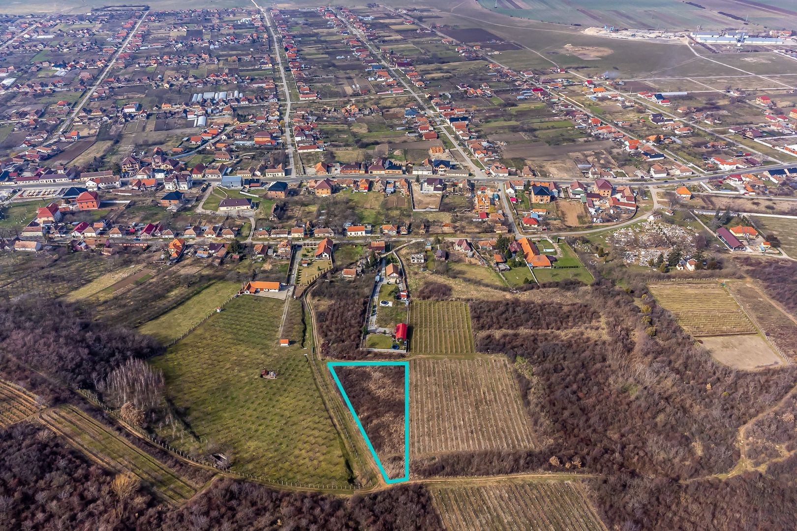 Teren intravilan în Șiria pe deal - Poză 2