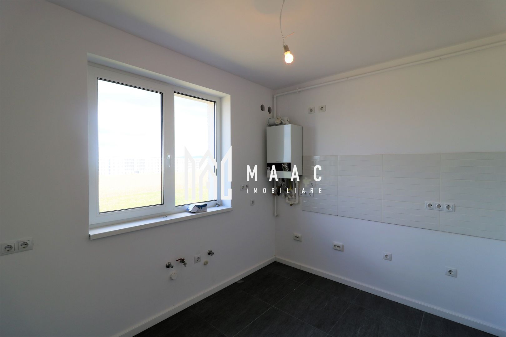 Apartament 3 camere | 2 Bai | Decomandat | Lift | Zona Vest - Poză 6