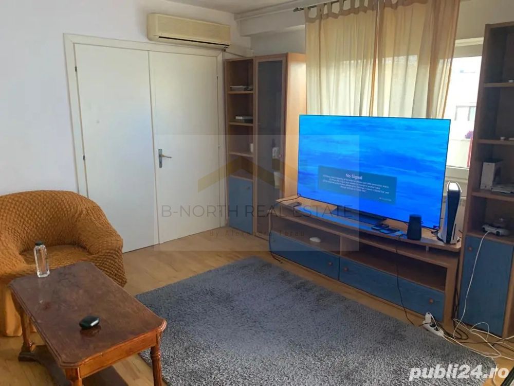 Apartament 4 camere de închiriat, decomandat, cu loc de parcare, ideal pentru fa - Poză 1