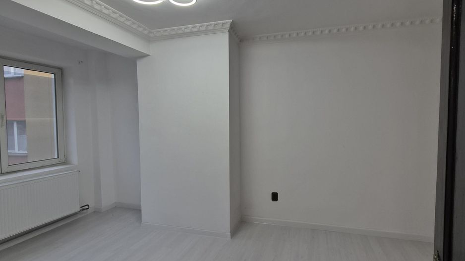 De vânzare Vilă individuala 11 camere curte proprie Parcul Carol - Poză 24