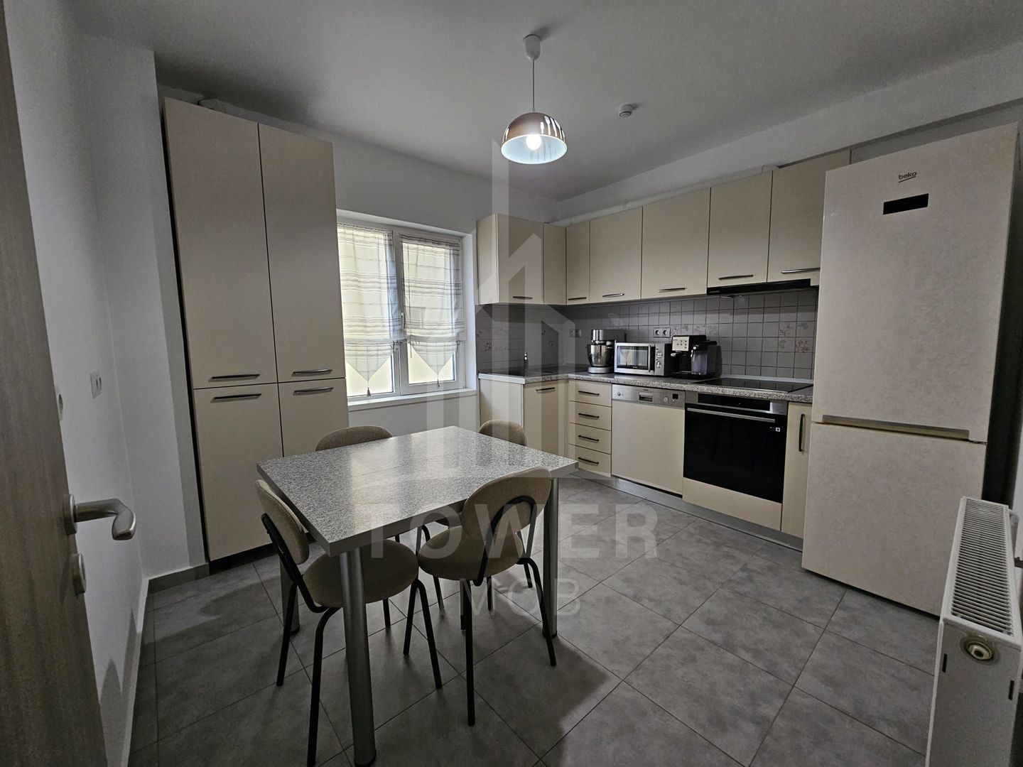 De vânzare – apartament cu 3 camere, complet utilat, Șelimbăr - Sibiu - Poză 2