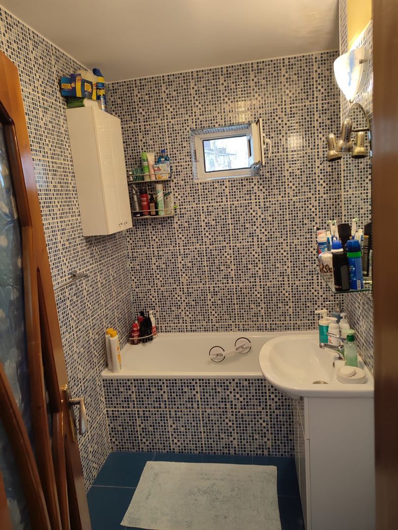 Apartament 4 camere, etaj 2, zona GARĂ; - Poză 4