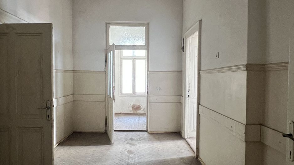 Casa interbelica 13 camere | 4 locuri de parcare | Batistei - Poză 5