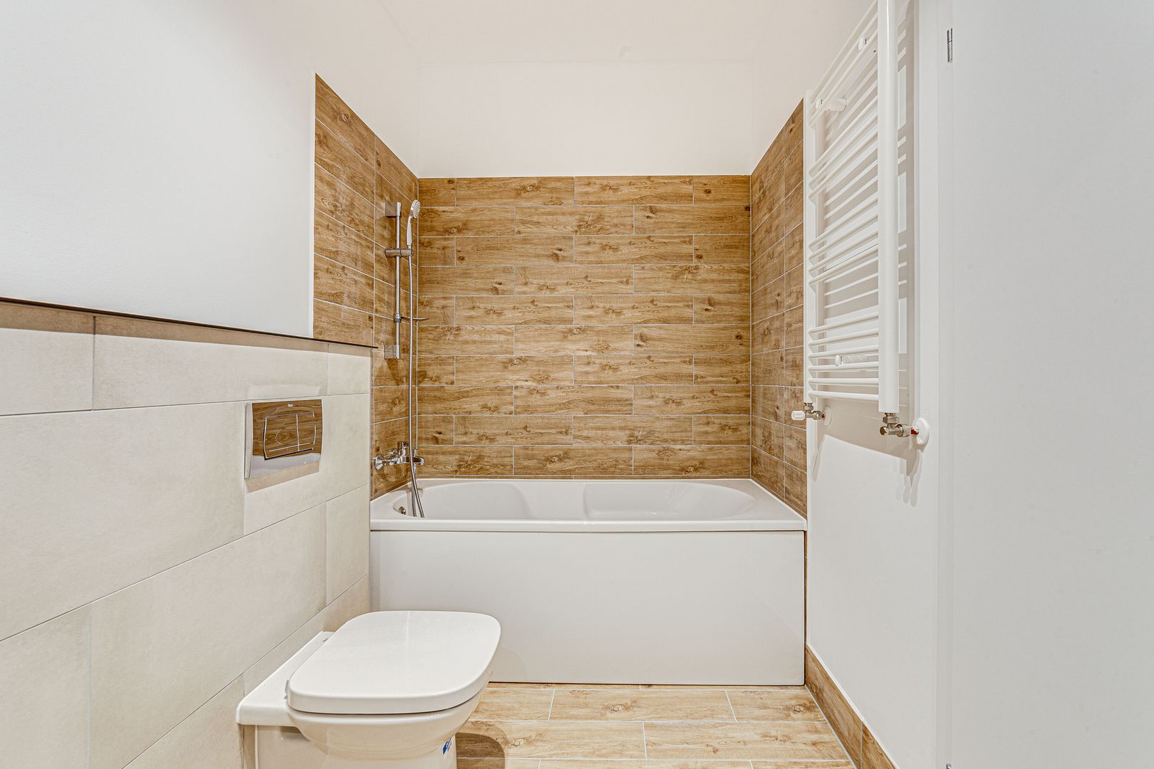 Apartament cu 2 dormitoare si grădină, ARED 9, lângă Atrium. BLOC NOU. - Poză 6