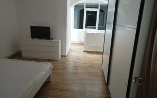 Apartament 1 cameră închiriere - Poză 1