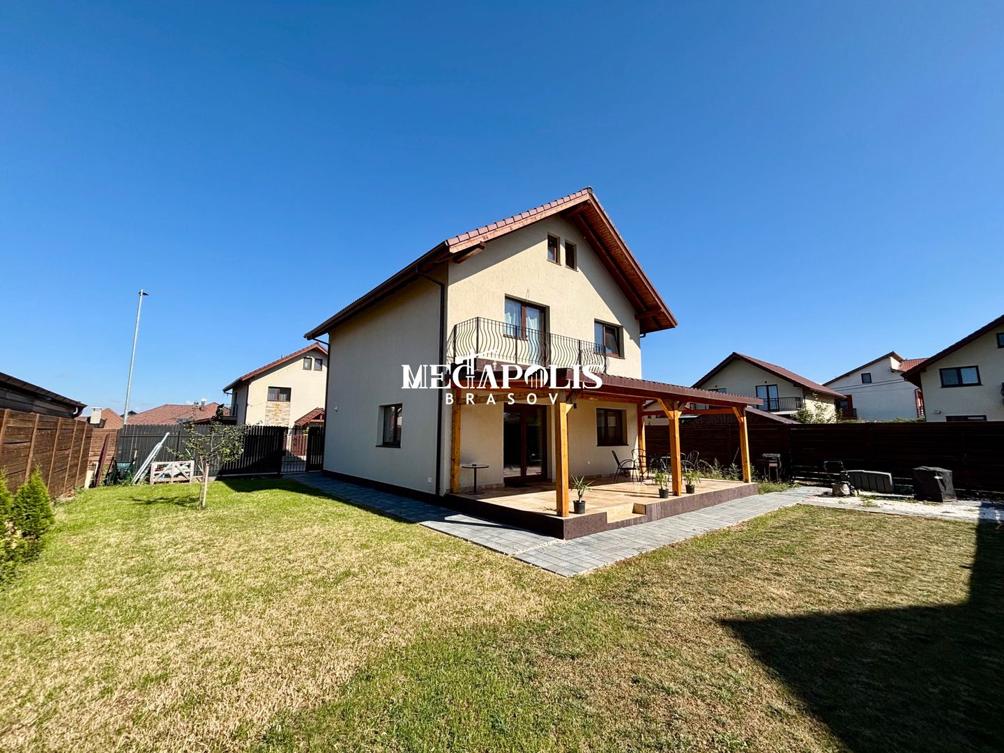 Casă 4 Camere | Terasă Amenajată | 115 mp Utili | Credit | Izvor - Poză 1