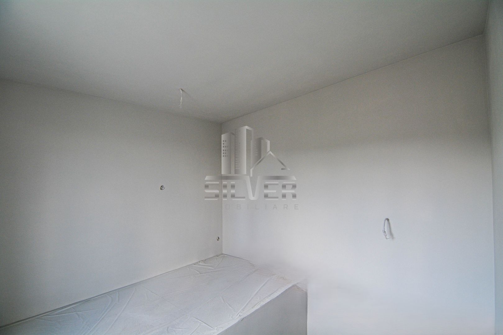 Casa de tip Duplex cu Panorama in Floresti. - Poză 11