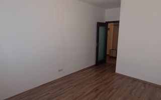 Apart. decomandat ( bucatarie separata+balcon ) + Parcare ! - Poză 13