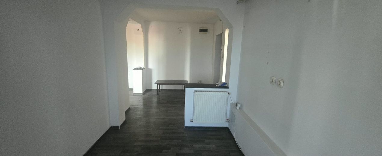 De vânzare apartament 2 camere decomandat | Zona 8 Mai - Poză 8