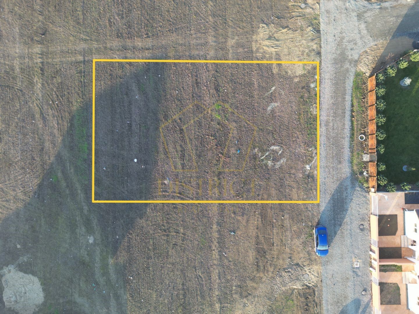 Teren intravilan de duplex sau casa individuala | Mosnita Veche - Poză 2