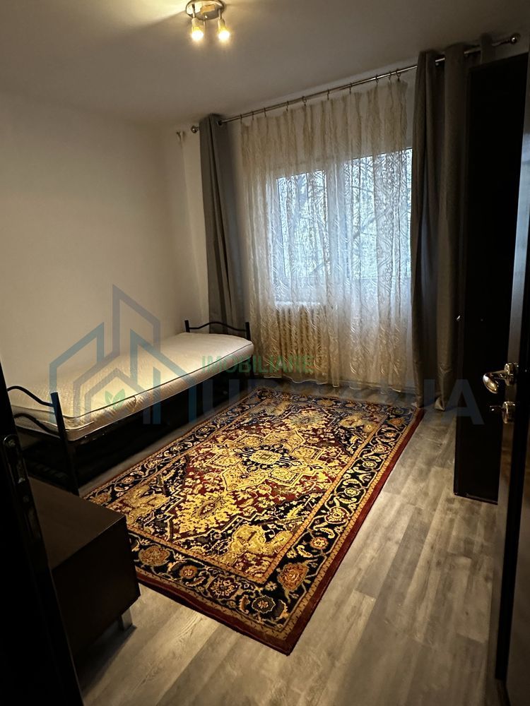 Inchiriez Apartament 3c + living - Poză 2