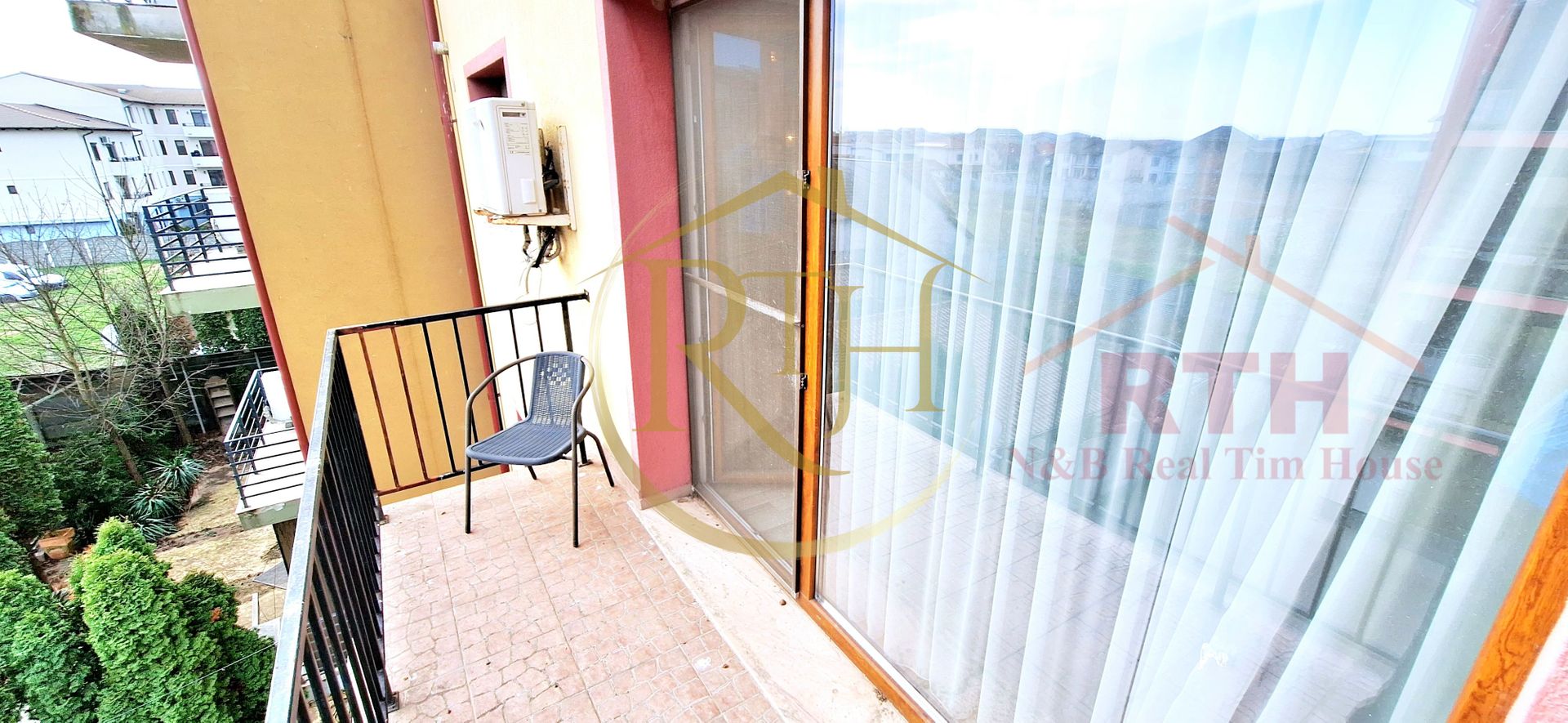 Oferim spre vanzare apartament cu 3 camere, Giroc pe Calea Timisoarei - Poză 21