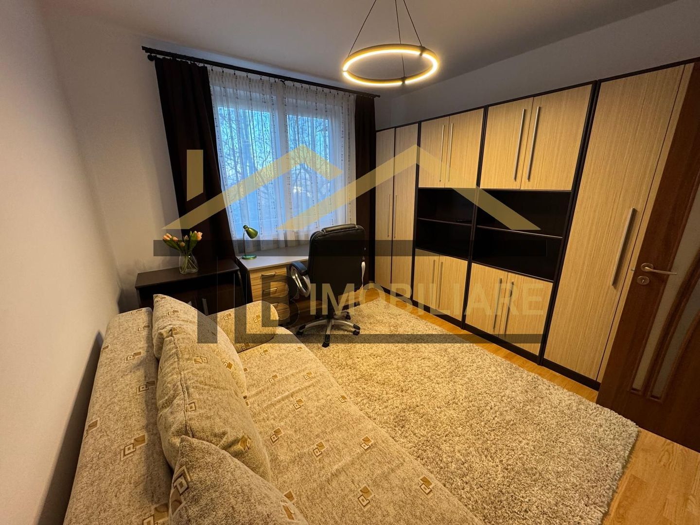 Apartament cu 2 camere, decomandat, 58mp, zona UMF - Poză 4