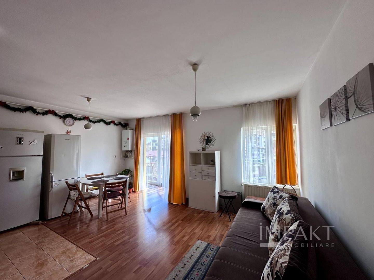 3 camere de inchiriat Floresti, 60 mp, 2 balcoane, parcare - Poză 2