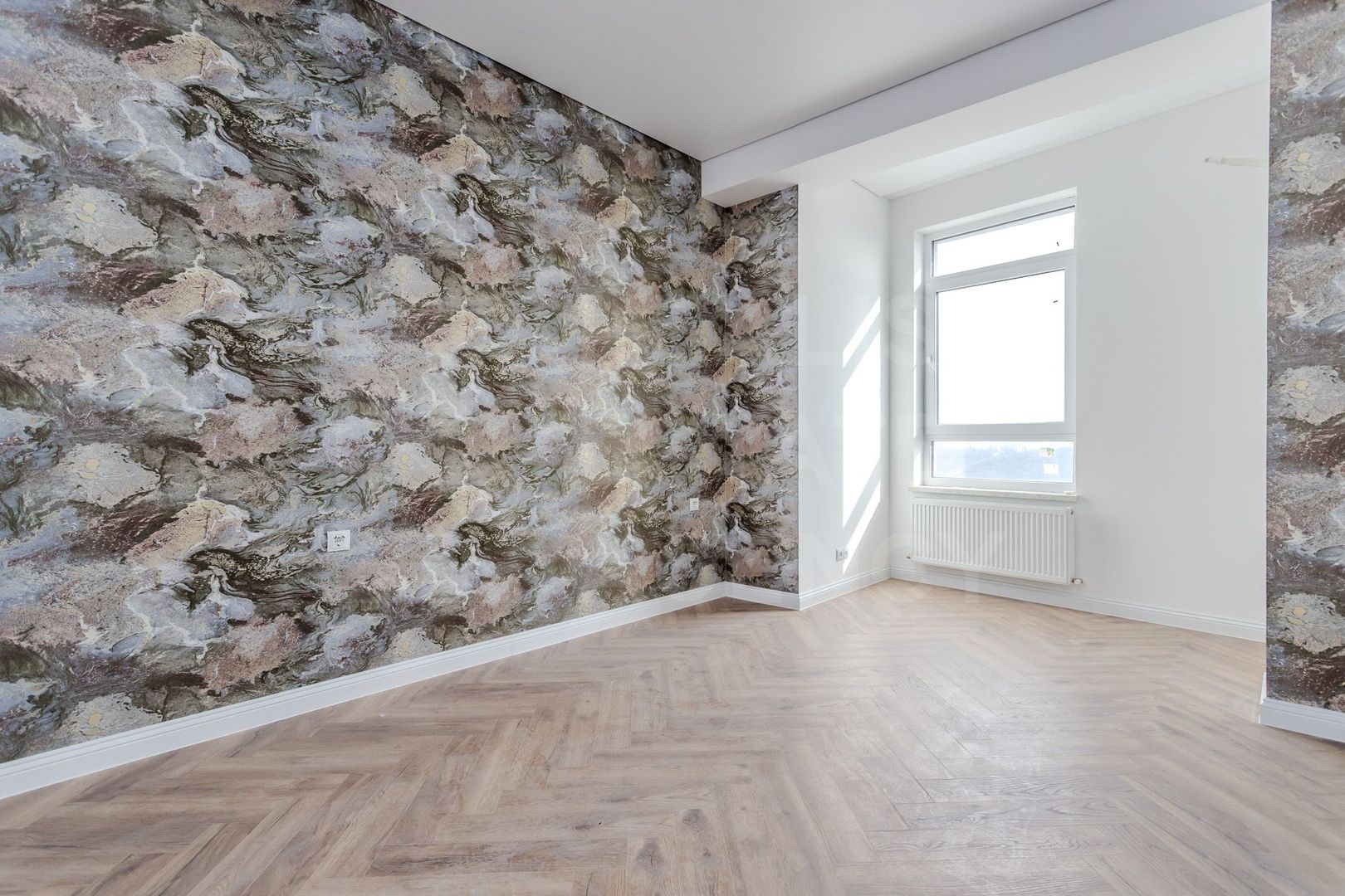 Vânzare, apartament cu 2 camere în Complexul Oasis - Poză 6