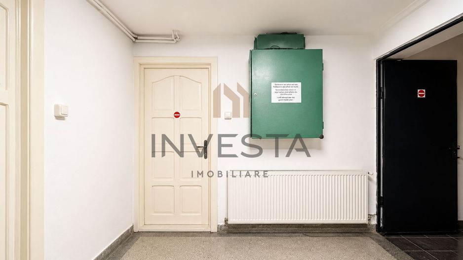 Vila spatioasa cu 15 camere de inchiriat in zona Andrei Muresanu - Poză 30