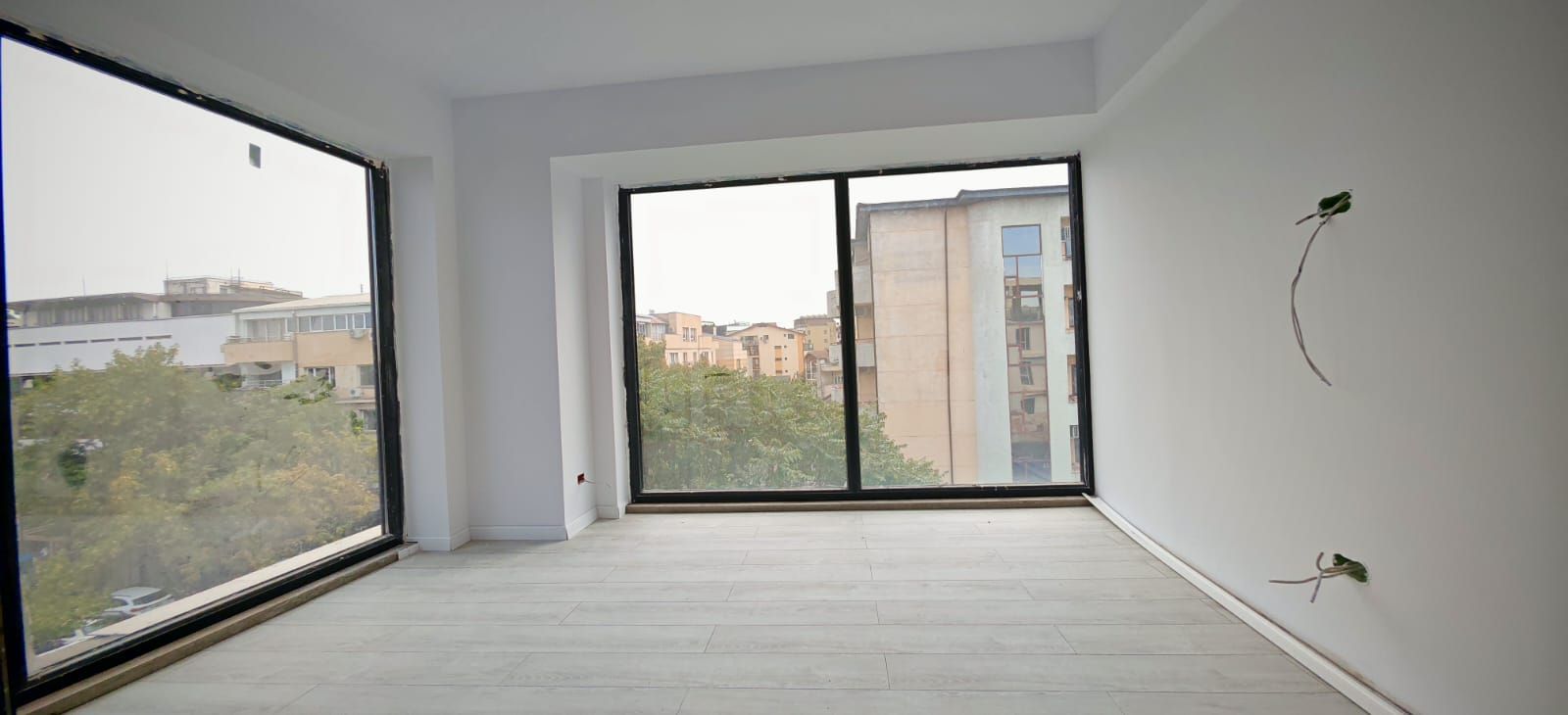 aparatment de 3 camere Piata Floreasca,bloc 2024 - Poză 2