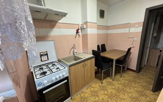 2 camere| cladire istorica| vis a vis de Catedrala| camere spatioase| - Poză 9