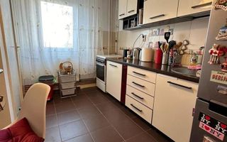 3 camere zona Dorobantilor etaj 2 Garaj sub bloc boxa CENTRALA - Poză 5