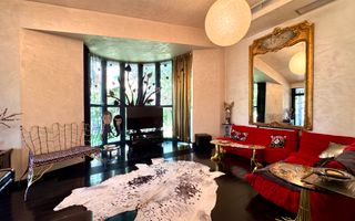 Vila cu 5 camere *344mp* + 800mp Teren // Zona Bucurestii Noi - Poză 7