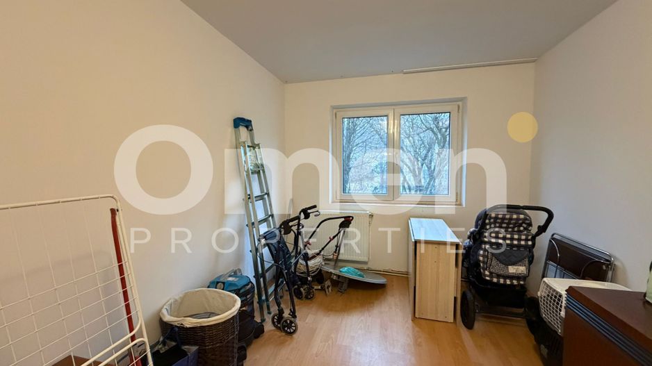 Apartament cu 4 camere, decomandat, etaj intermediar, garaj inclus, Victoriei - Poză 4