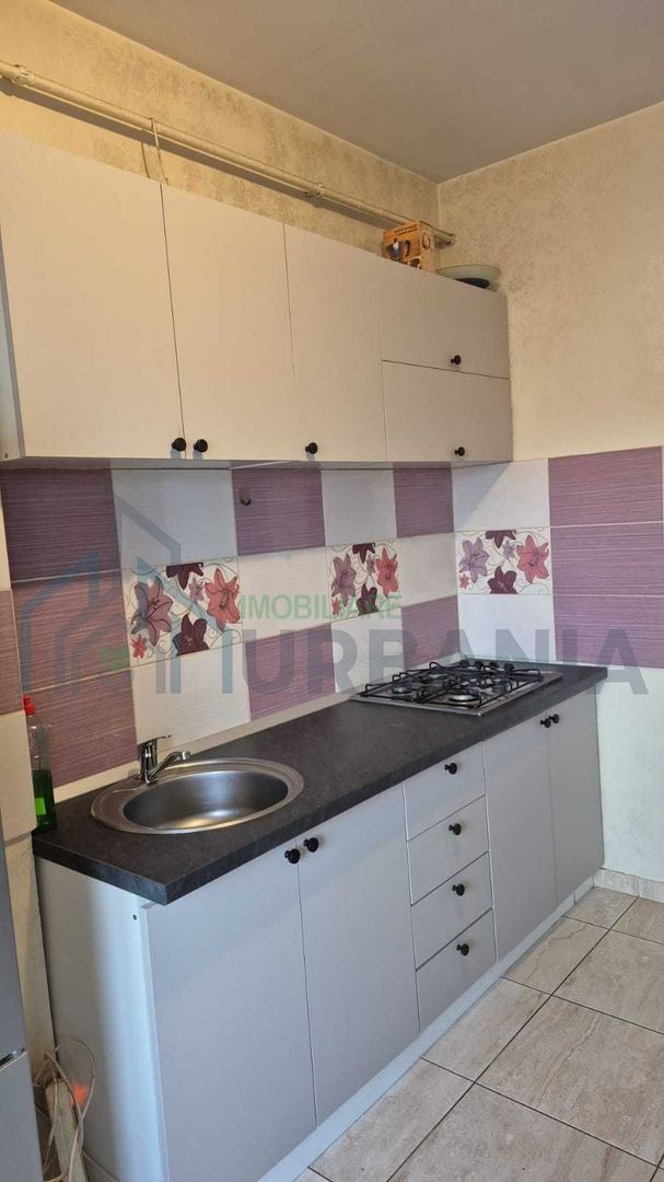 PF. apartament 1 camera Dec Bucium 42 mp 300 euro - Poză 3