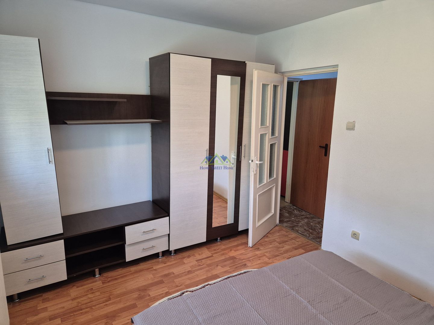 Vand apartament 2 camere, zona M3(U4), parter, balcon, gradina in fata - Poză 7