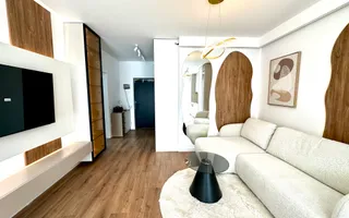 Apartament ultrafinisat | Etaj intermediar | Zona str Tineretului - Poză 15
