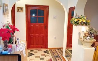 Casă spațioasă de vânzare, 220 mp, teren 700 mp, Horpaz – ideală pentru două familii - Poză 10