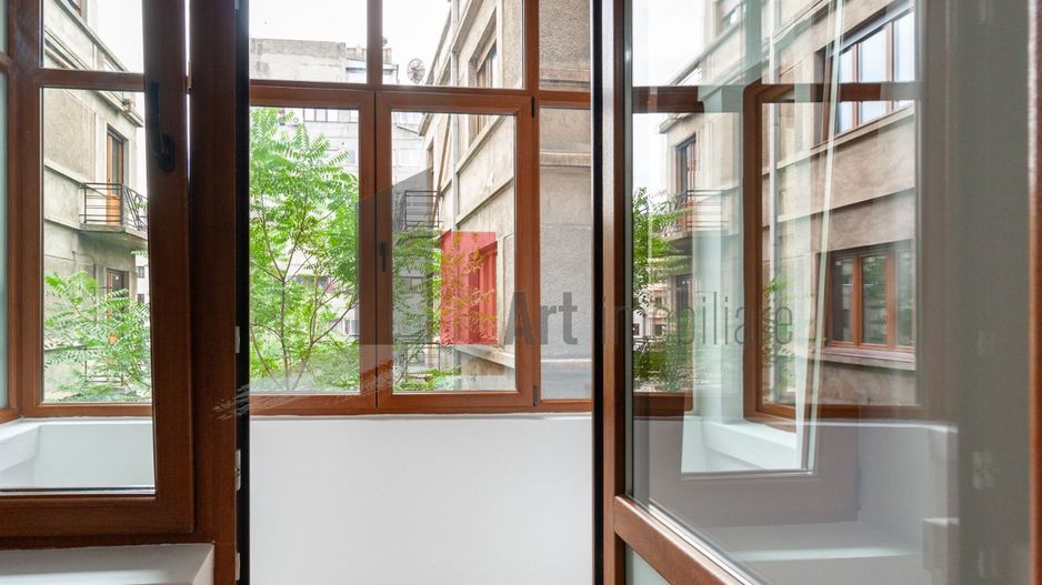 Apartamentul "ZORAGARRIA", Armeneasca,finisat lux, PRIMII LOCATARI DUPA RENOVARE - Poză 13