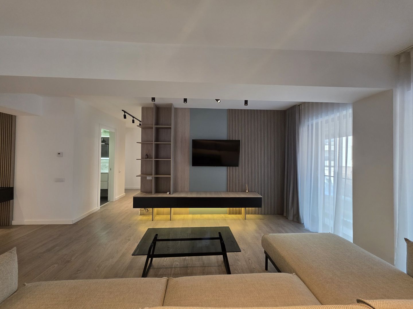 4 camere devanzare Iancu Nicolae Cambrige School parcare subterana lux - Poză 4