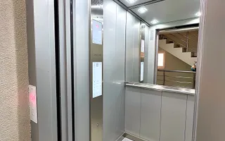 3 camere decomandat bucatarie inchisa 79mp Grand Arena parcare inclusa - Poză 24