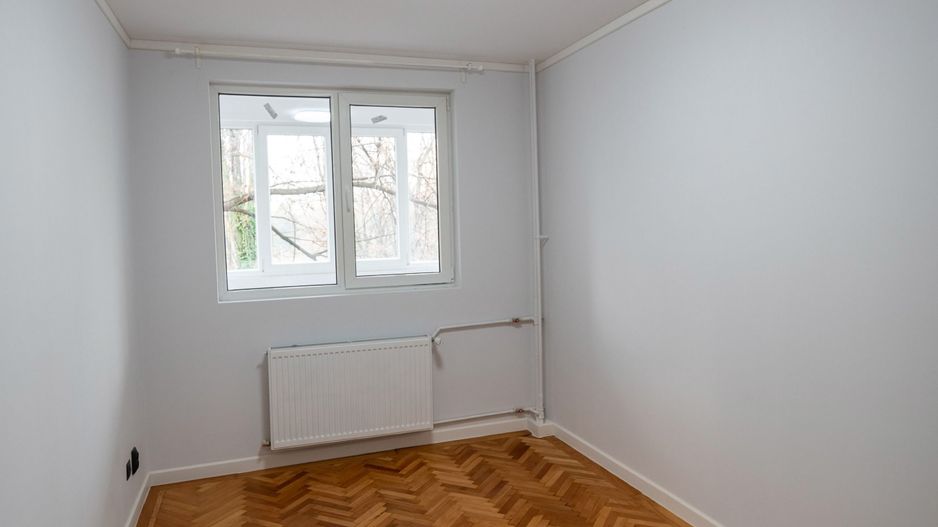 Inchiriere apartament mobilat și utilat 4 camere, Rond Baba Novac - Poză 13