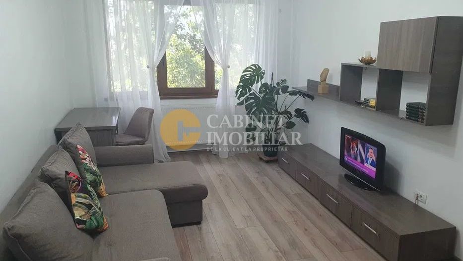 APARTAMENT DE ÎNCHIRIAT, 3 CAMERE – ULTRACENTRAL - Poză 1