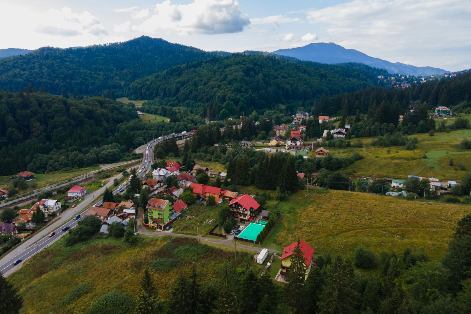 Proprietate in incantarea naturii, oportunitate investitie/rezidential, Predeal - Poză 14