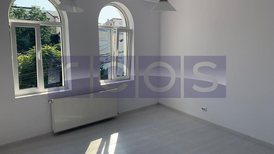 VANZARE - VILA 9 CAMERE  - Vasile Lascar, Mihai Eminescu, Bd. Dacia - Poză 2