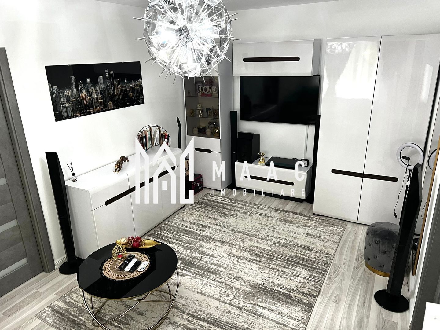 Apartament 2 camere | Renovat | Etaj 2 | Balcon | Milea - Poză 1