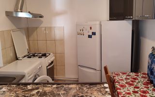 Garsoniera de inchiriat in zona Damaroaia - Poză 2