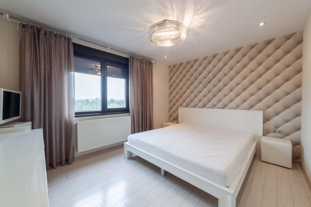 De Închiriat Apartament 3 camere Pitesti- zona Marasesti! - Poză 3