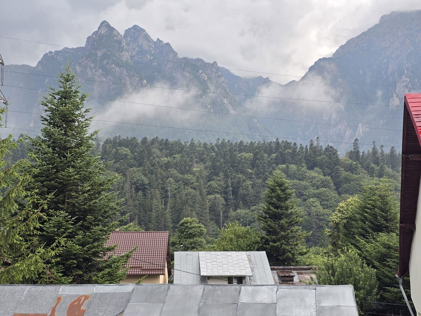 Apartament cu 2 camere 62,10 mp cu vedere la muntii Caraiman - Busteni - Poză 10