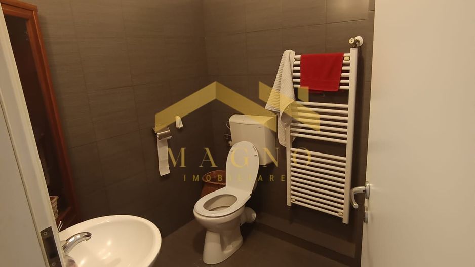 CASA SPATIOASA CU 4 CAMERE CARTIER GRADISTE - Poză 32
