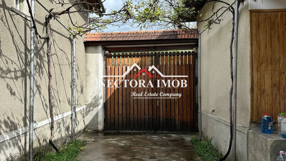 NECTORA IMOB Exclusivitate-Casa 5 camere, 2 bucatarii, 2300 mp teren - Poză 11