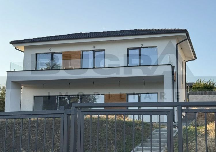 Casa individuala, 4 camere, vedere spre lac, Chinteni - Poză 2